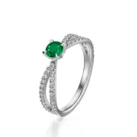 Pierścionek z białego złota ze szmaragdem AJPZ_021 Pierścionek z białego złota ze szmaragdem AJPZ_021